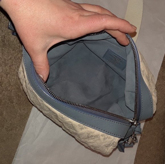 LOUIS VUITTON spring summer 2012 denim pochette - Picture 12 of 16